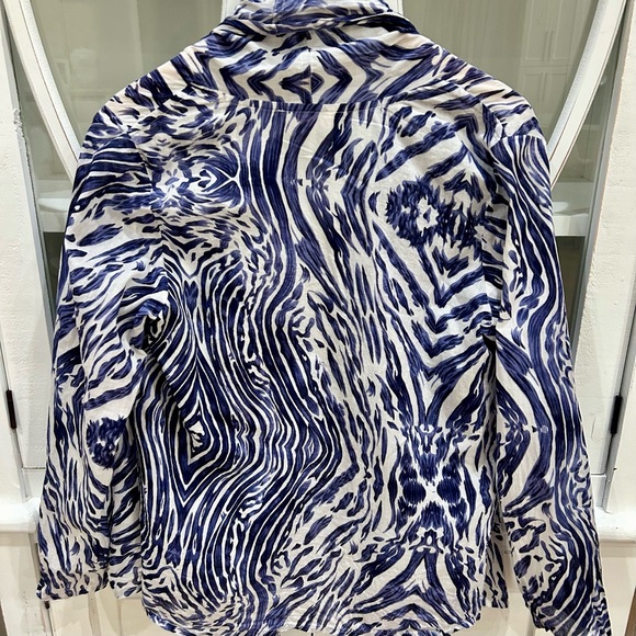Dolma Blue & White Print Kimono, Sz M/L, Excellent Condition! - Picture 2 of 8
